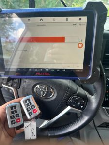 Car key programming machine for Toyota key fobs and transponder keys