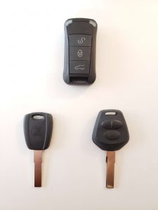 "Blank" uncut Audi car keys