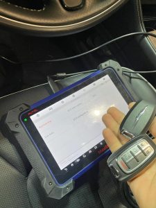 Key coding and programming machine for Chrysler Pacifica keys