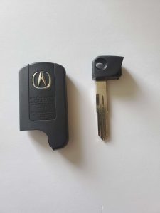 Acura RL key fob and emergency key