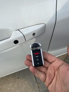 All Acura key fobs have an emergency key
