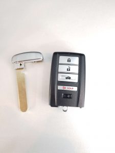 Acura RLX key fob and emergency key
