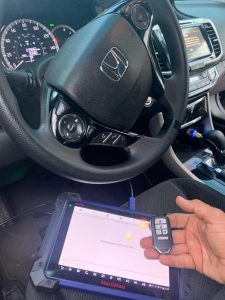 Honda Accord key fob coding by an automotive locksmith