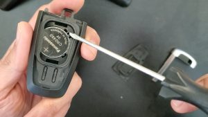 Key fob battery replacement - Lincoln