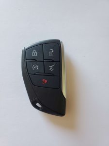Chevrolet Colorado remote key fob battery replacement information