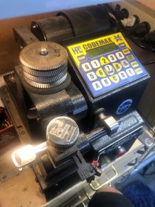 Car key cutting machine - Land Rover key