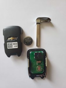 Original key fob and battery - Chevrolet