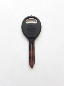 Non-transponder key for a Freightliner Class 6