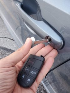Chrysler fob emergency key