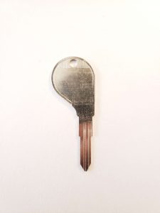 Non-transponder key for a Nissan 280ZX