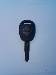 Non-transponder key for a Suzuki Reno