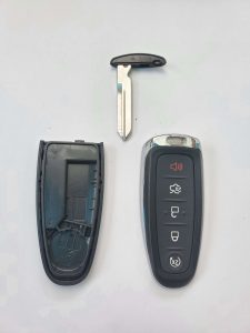 Ford key fob and emergency key