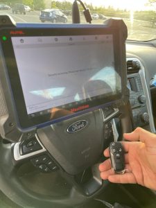 Key coding and programming machine for Ford Freestyle keys