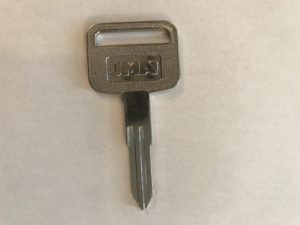 Isuzu non Transponder Key X154/B54