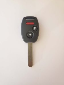 Battery operated transponder remote head key - Honda