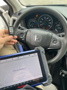 Honda Clarity key fob coding by an automotive locksmith