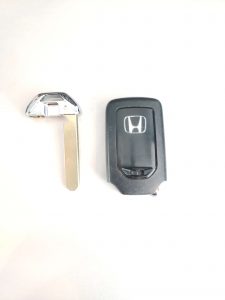 Key fob, remote push to start - Honda (CWTWB1G0090)