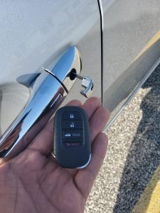 Honda key fob Emergency key to unlock the door