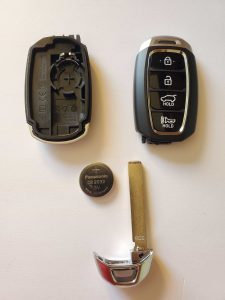 Opening up the key fob to replace the battery