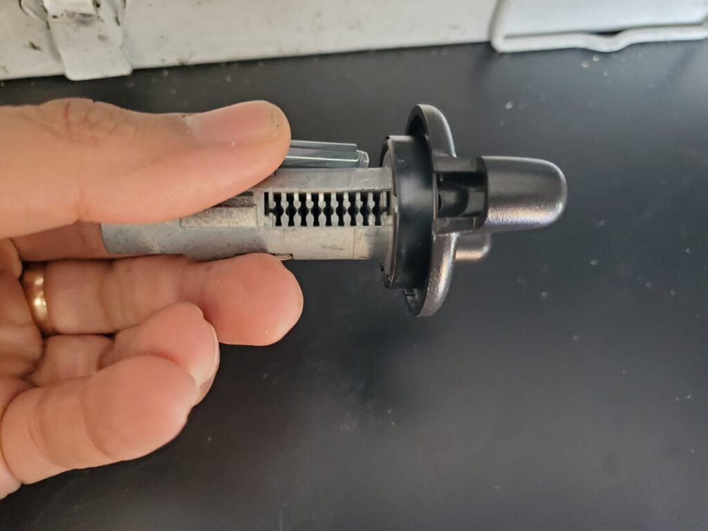 ignition cylinder without wafers