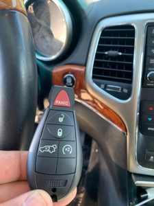 Remote key fob for a Jeep Grand Cherokee