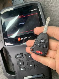 Jeep Wrangler transponder key coded by an automotive locksmith