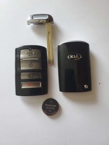 Opening up the key fob to replace the battery