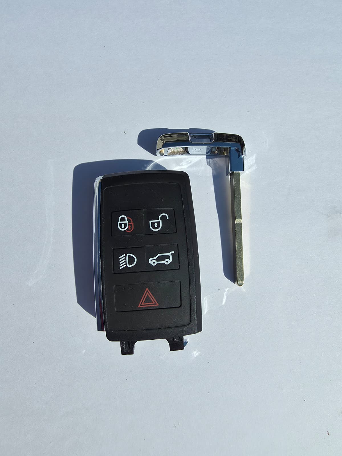 Land Rover key fob (2)