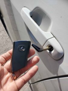 Lexus fob emergency key