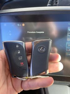Lexus key fob coding by an automotive locksmith