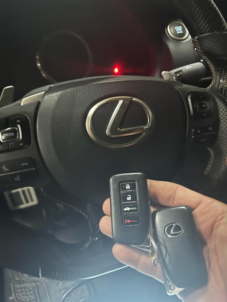 Lexus key fobs (1)