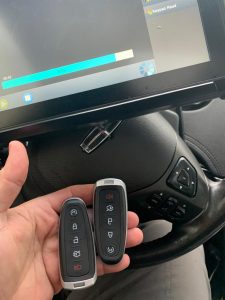 All Lincoln key fobs and transponder keys must be coded with the car on-site