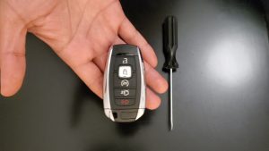 Key fob battery replacement - Lincoln