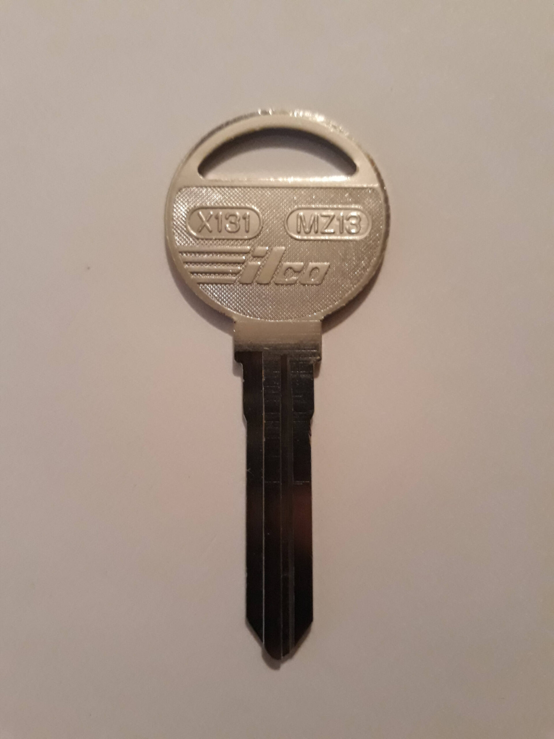 Non chip key - Mazda
