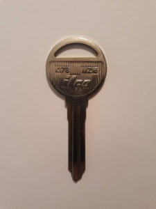1988, 1989, 1990, 1991, 1992 Mazda RX-7 non-transponder key replacement (X178/MZ16)