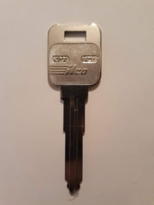 Non-transponder key for a Mazda MX3