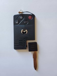 Emergency key and key fob - Mazda