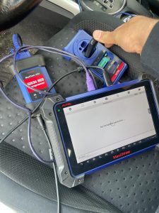 Mitsubishi key fob coding by an automotive locksmith