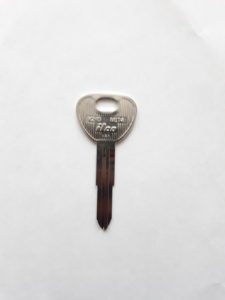 1997-1998 Мицубиси Галант Ключ без чипа X245/MIT4