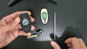 Key fob battery replacement - Nissan