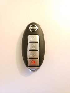 Remote key fob for a Nissan Pathfinder