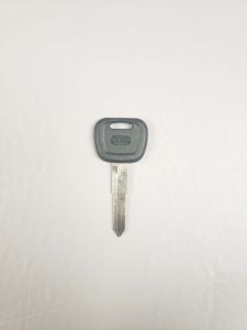 Non-transponder key for a Suzuki Vitara
