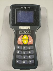 Key coding machine for Chevrolet key fobs and transponder keys