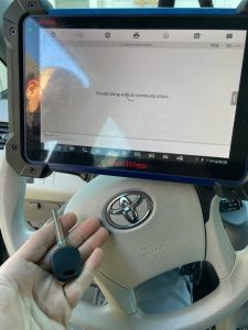 Automotive locksmith coding a Toyota FJ Cruiser transponder key