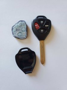 Transponder chip key for a Toyota Matrix