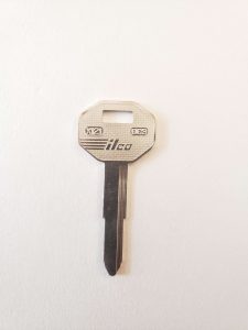 Non-transponder key for a Dodge Raider
