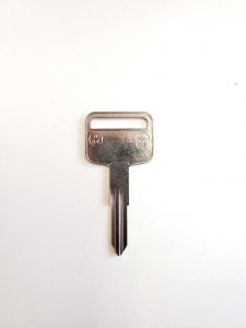 Non-transponder key for an Isuzu Tiltmaster
